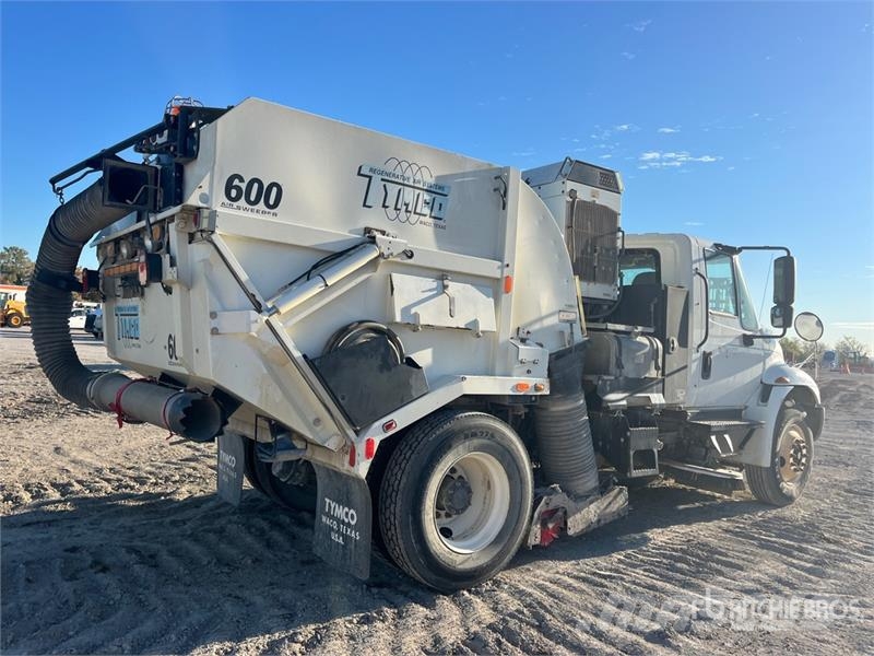 International 4300SBA Φορτηγά σκούπες