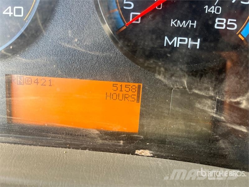 International 4300SBA Φορτηγά σκούπες