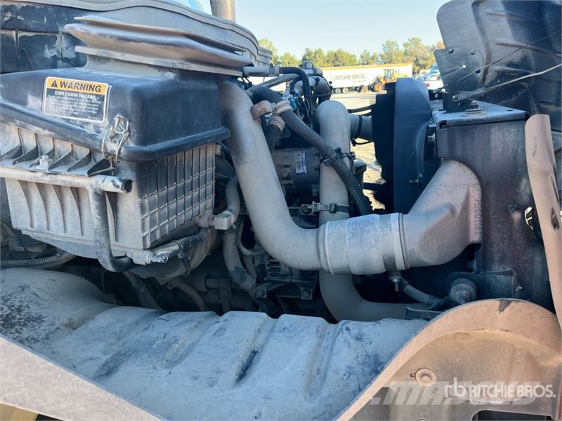 International 4300SBA Φορτηγά σκούπες