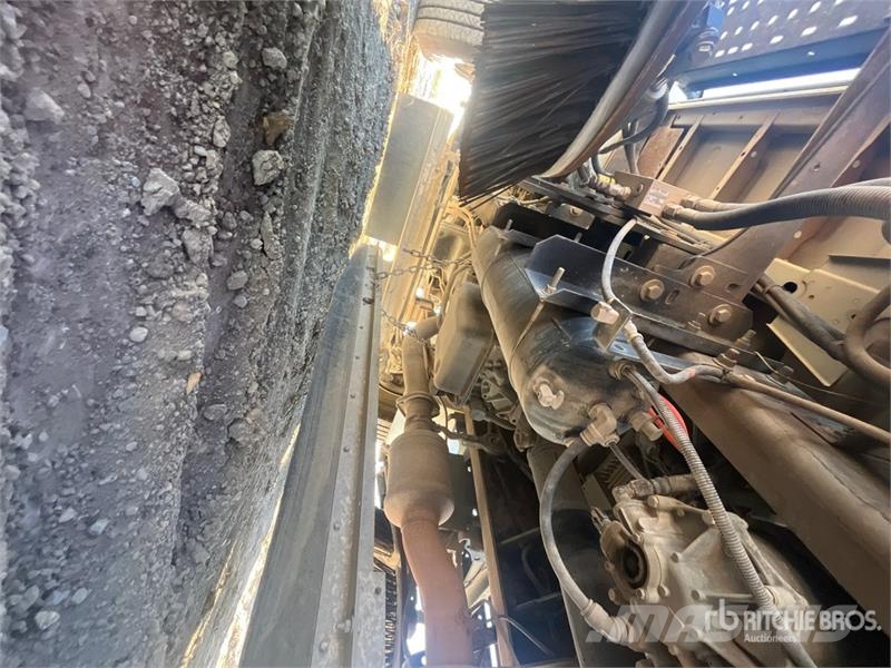 International 4300SBA Φορτηγά σκούπες