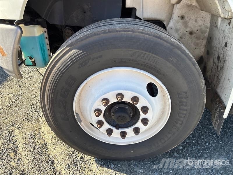 International 4400 Τράκτορες