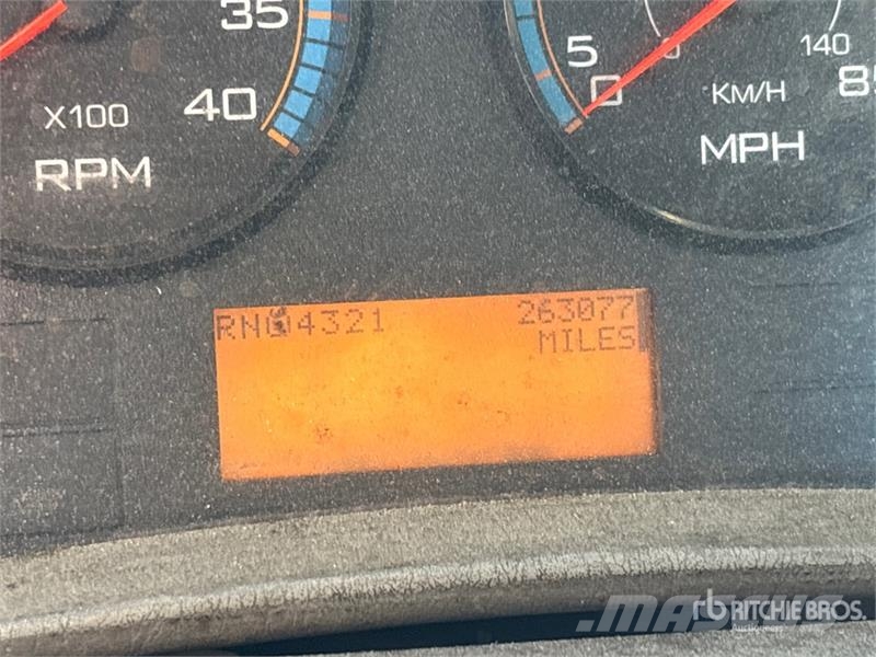 International 4400 Τράκτορες