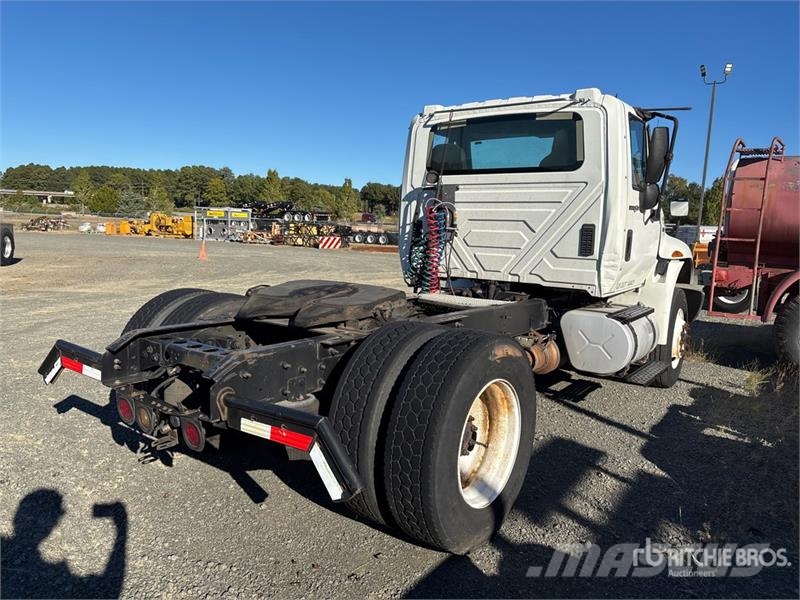 International 4400 Τράκτορες
