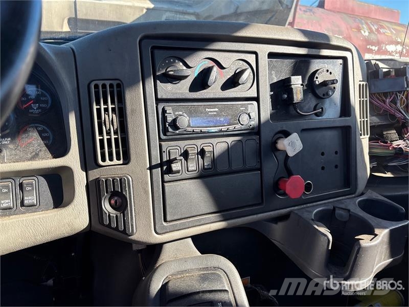 International 4400 Τράκτορες