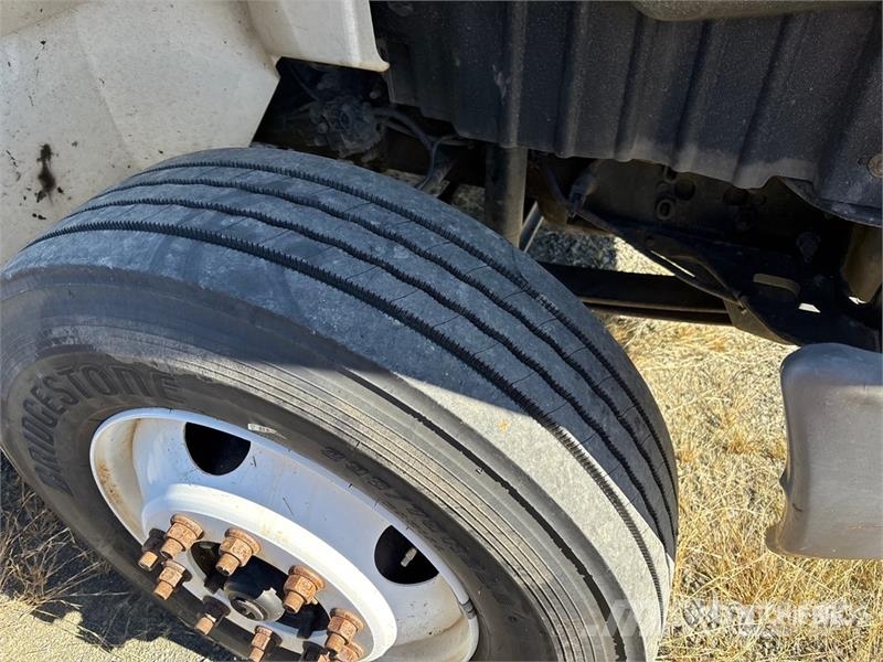 International 4400 Τράκτορες