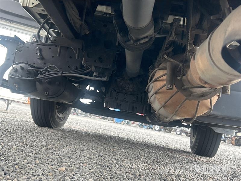 International 4400 Furgons