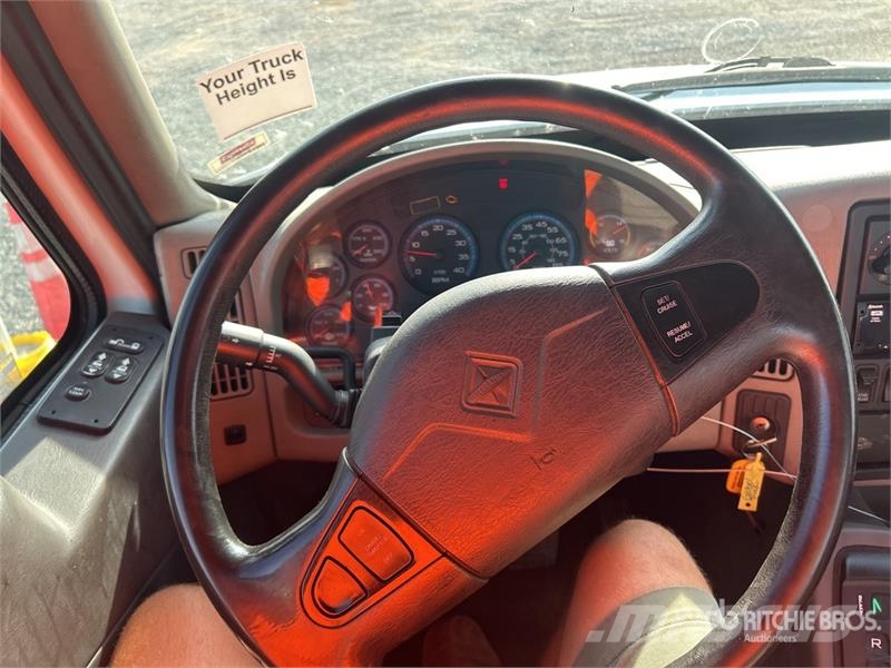 International 4400 Kabine i unutrašnjost