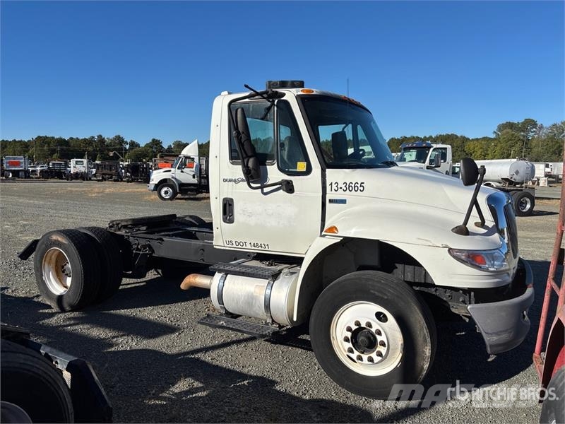International 4400 Τράκτορες
