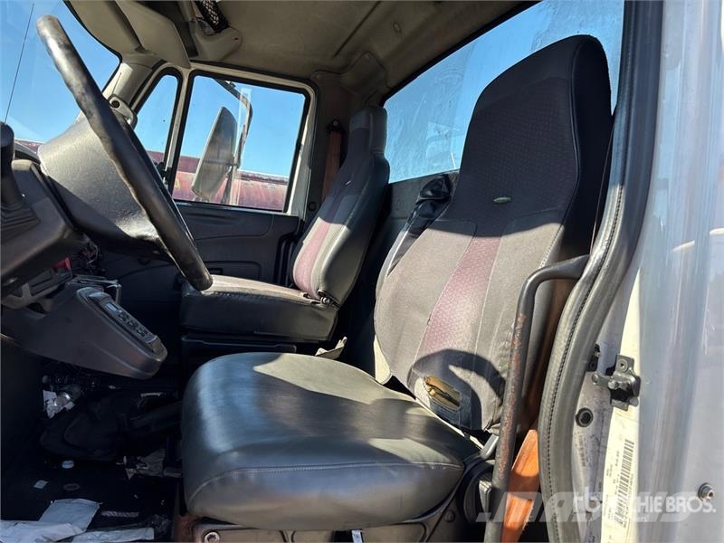 International 4400 Τράκτορες