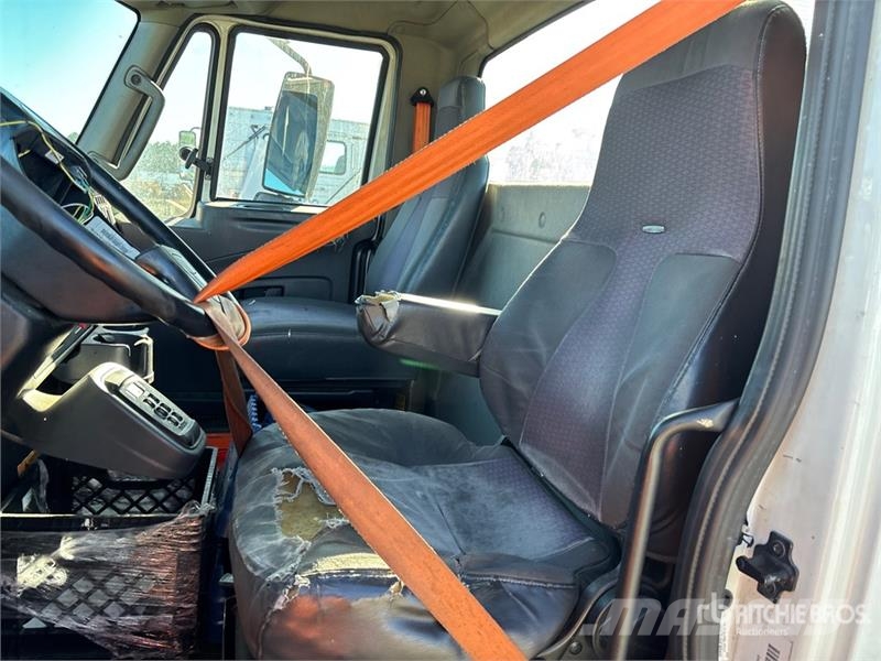 International 4400 Τράκτορες