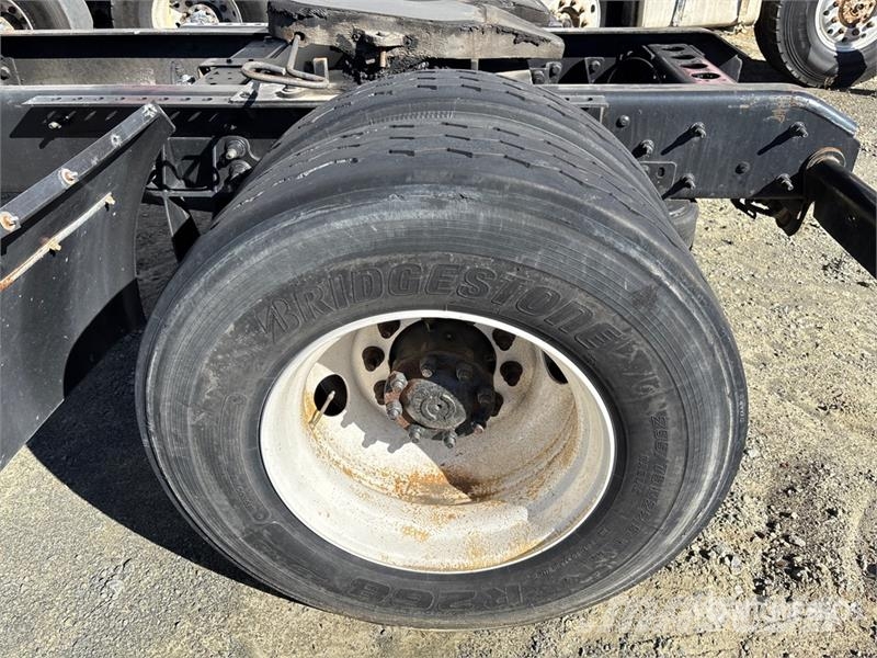 International 4400 Τράκτορες