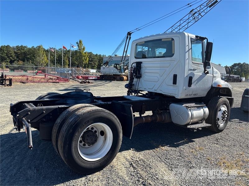 International 4400 Τράκτορες
