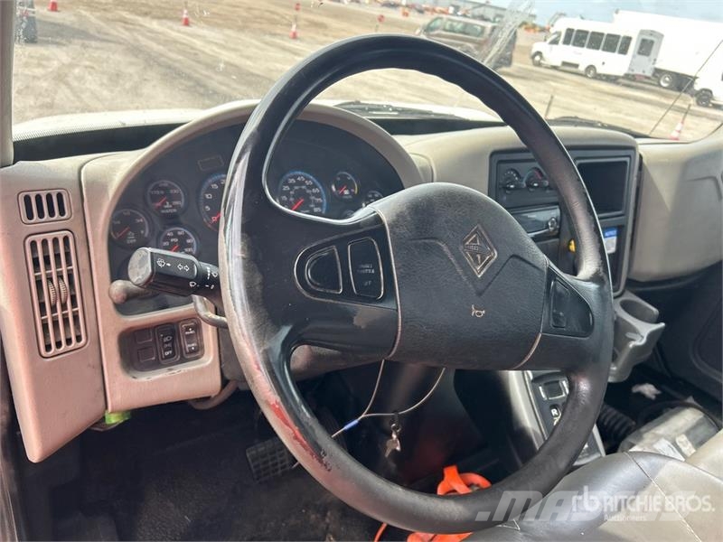 International 4400 Kurtaricilar