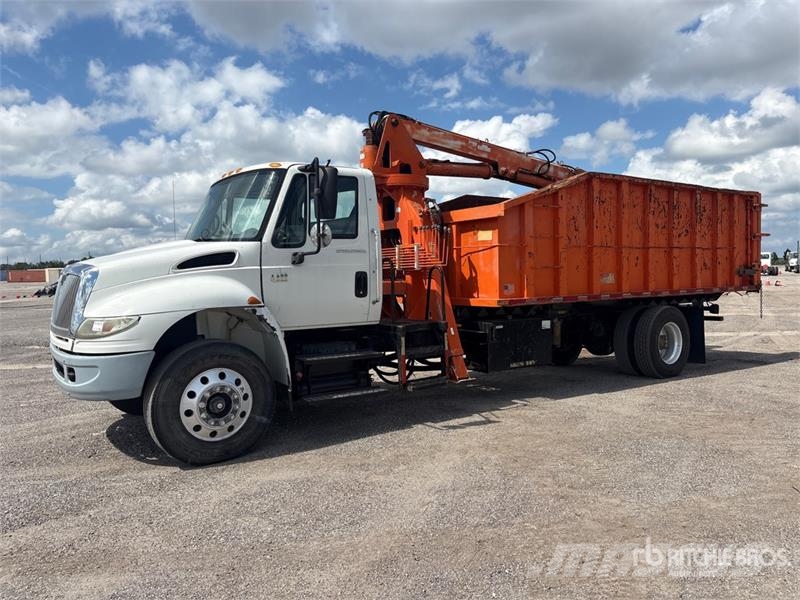 International 4400 4x2 Grapple Truck Grabulje