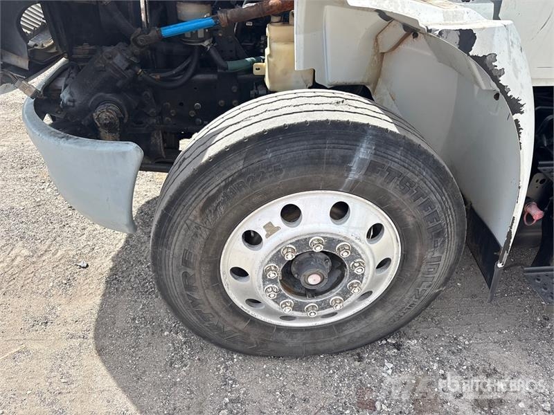 International 4400 4x2 Grapple Truck Grabulje