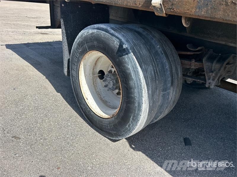 International 4700 Citi
