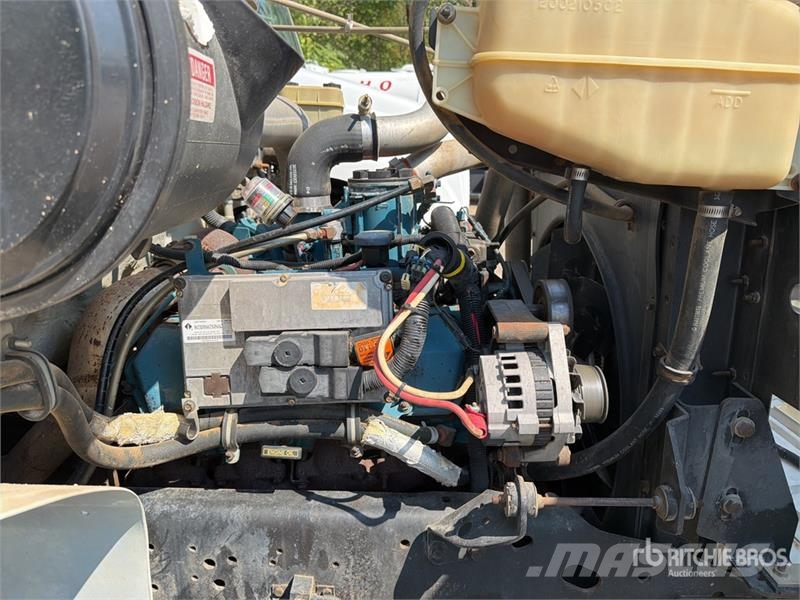 International 4700 Autocisterne