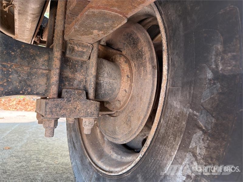 International 4700 Autocisterne