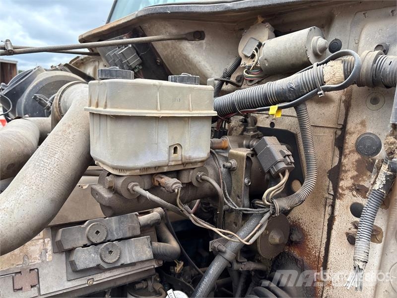 International 4700 Commercial vehicle
