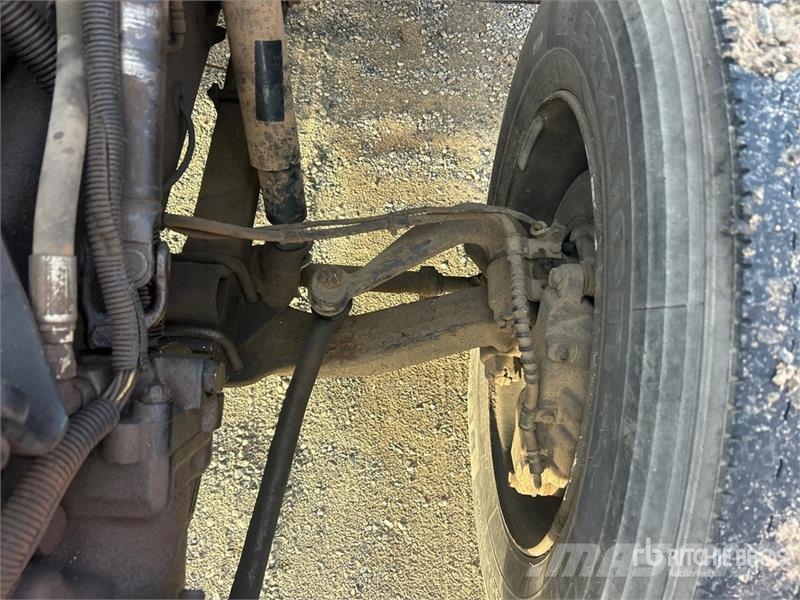 International 4700 Furgons