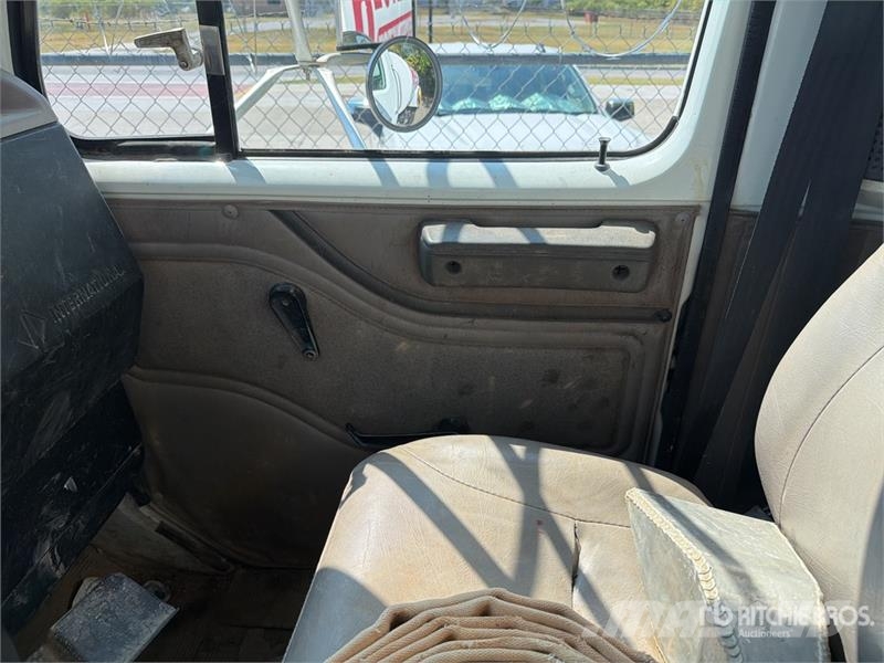 International 4700 Autocisterne