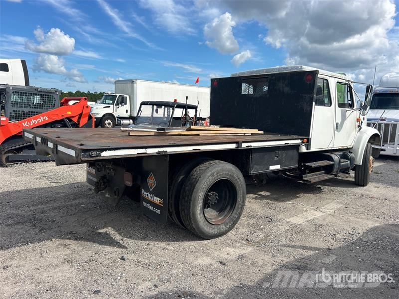 International 4700 덤프 트럭