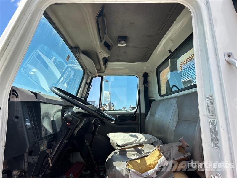 International 4700 Citi