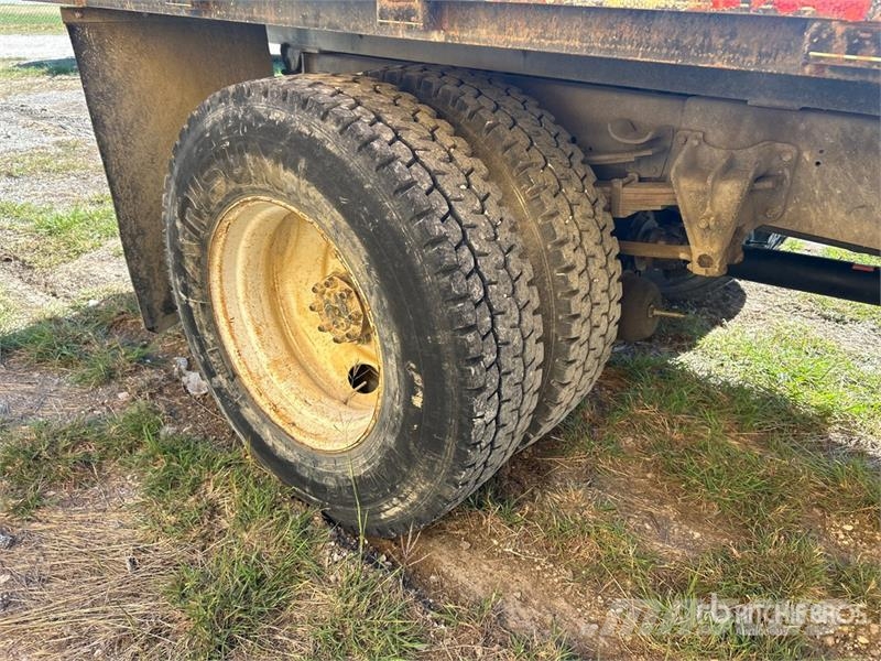 International 4700 自卸式货车