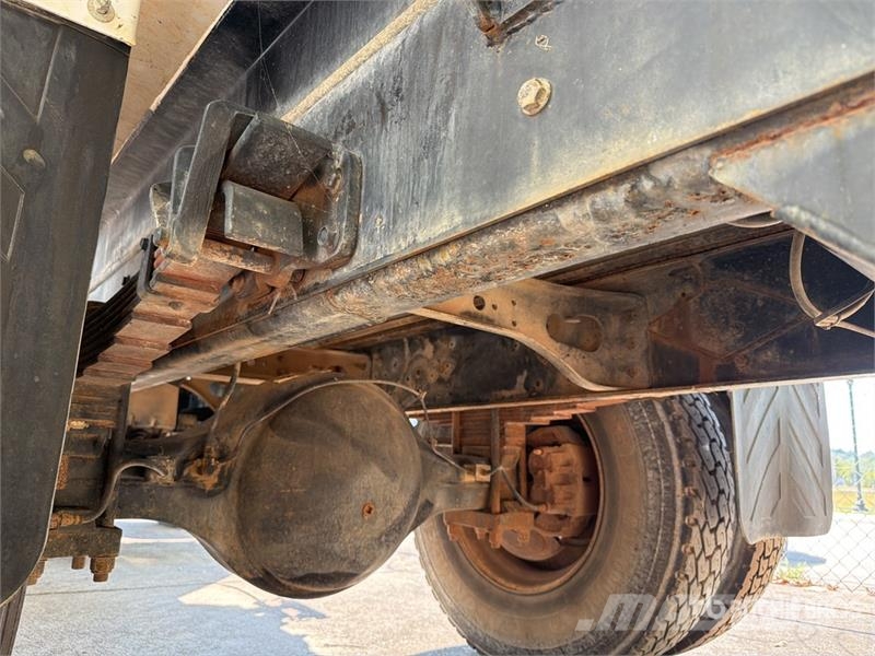International 4700 Autocisterne