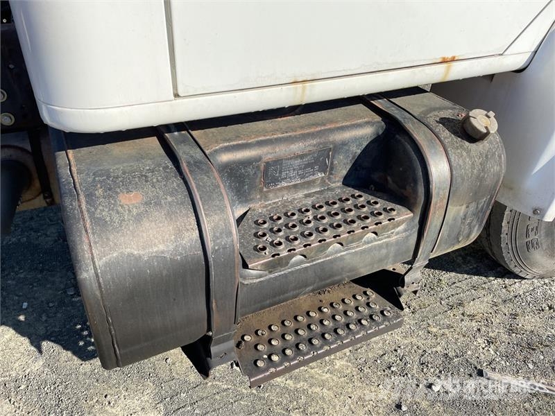 International 4700 Kabinen
