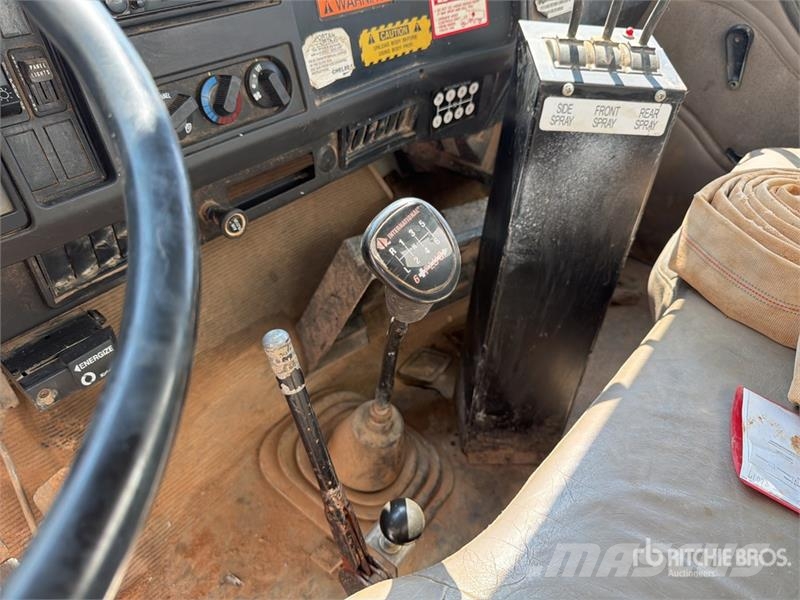 International 4700 Autocisterne