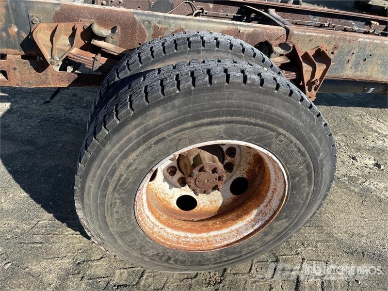 International 4700 Kabinen
