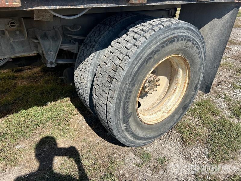 International 4700 自卸式货车