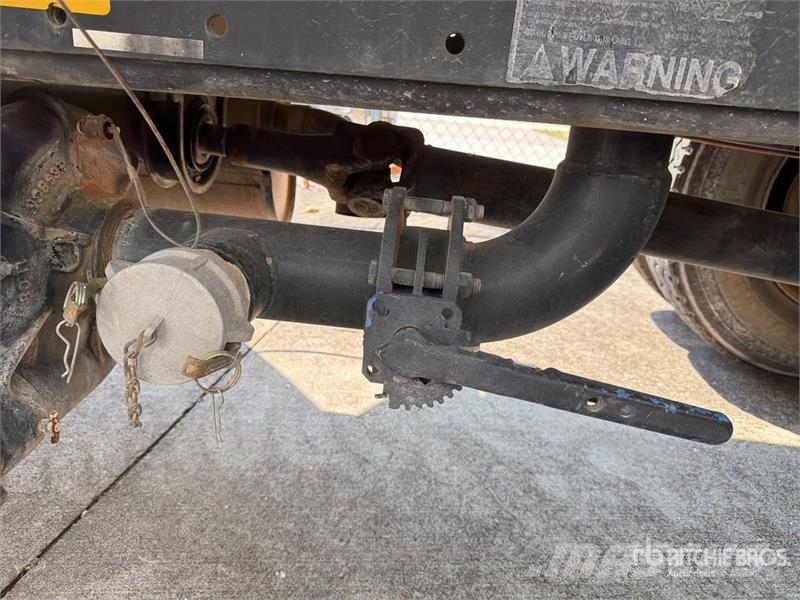 International 4700 Autocisterne