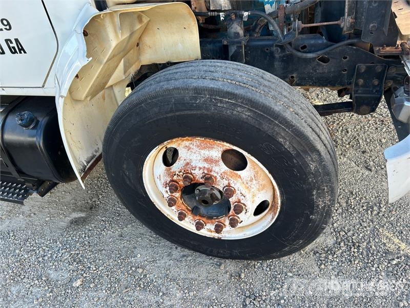 International 4700 Komunalni tovornjaki