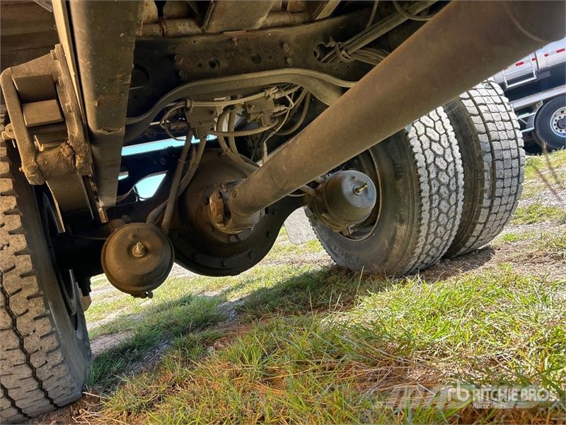 International 4700 自卸式货车