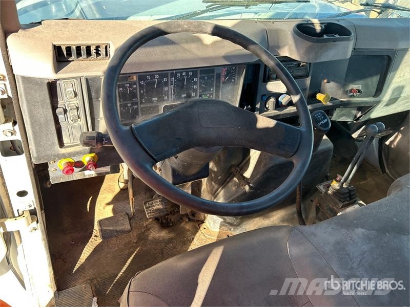 International 4700 Komunalni tovornjaki