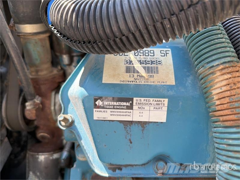 International 4700 Autocisterne