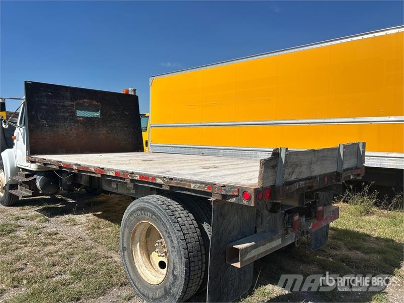 International 4700 自卸式货车