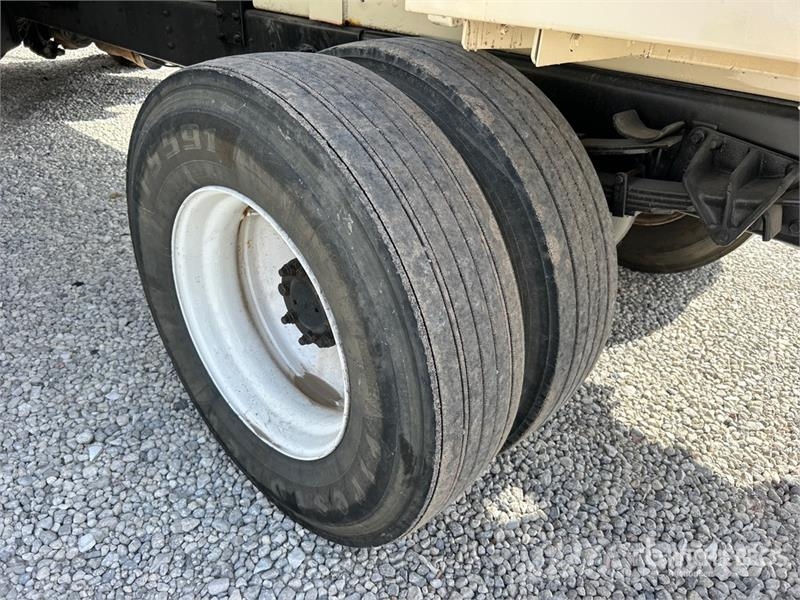 International 4900 Muut kuorma-autot