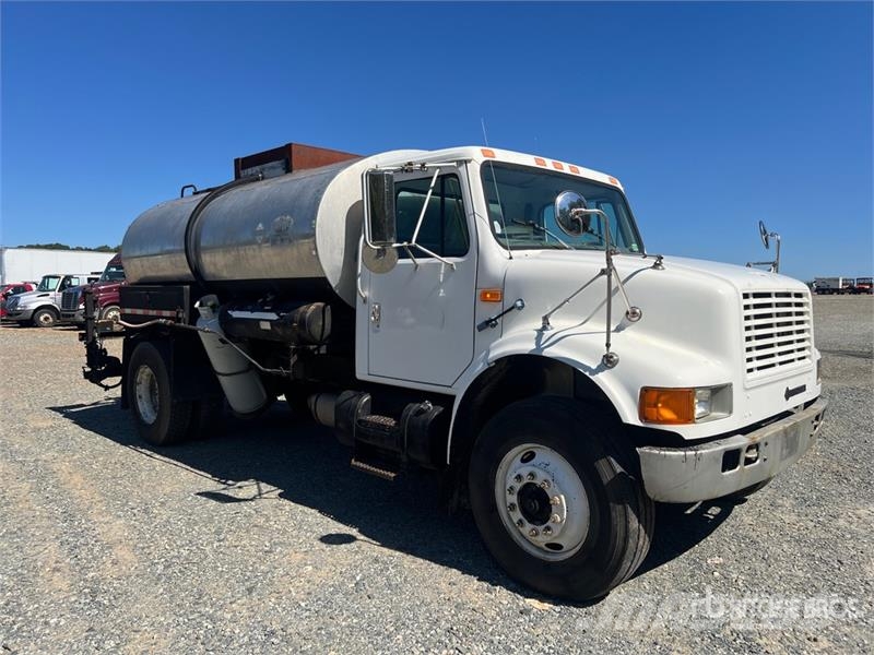 International 4900 Tovornjaki cisterne
