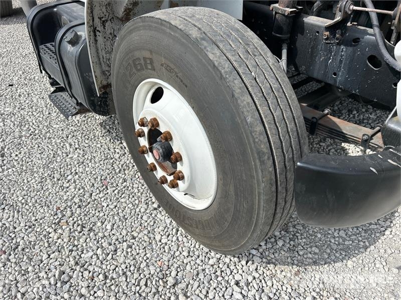 International 4900 Muut kuorma-autot
