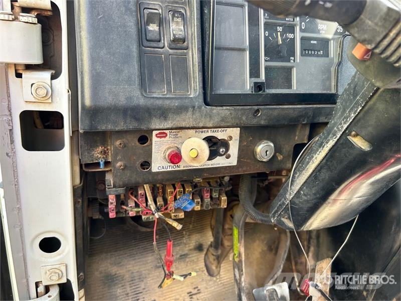 International 4900 Muut kuorma-autot