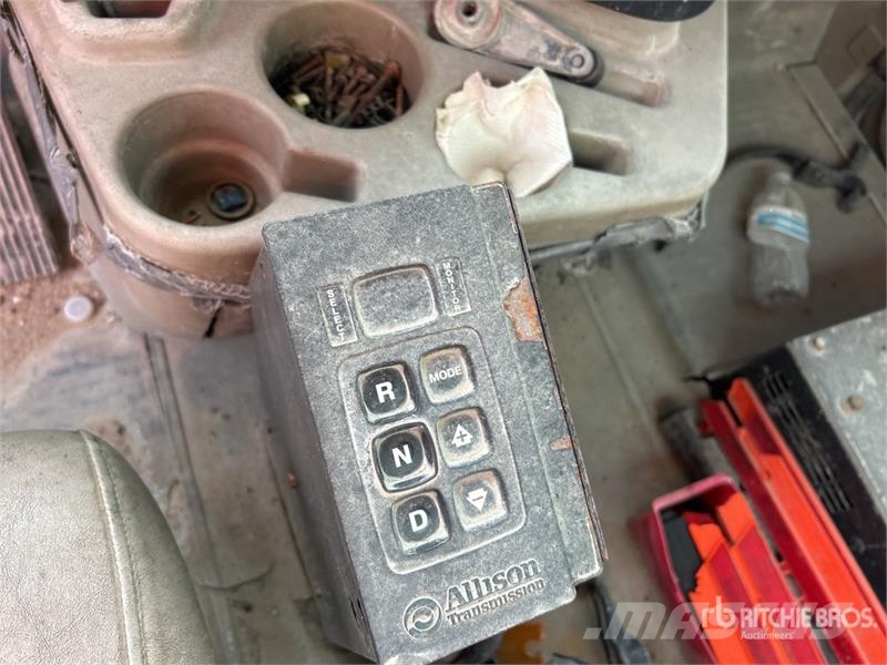 International 5600i Автобетоносмесители