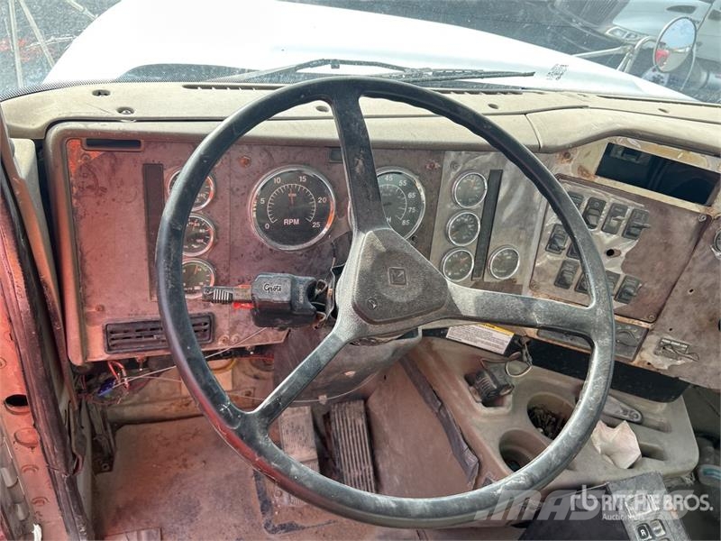 International 5600i Автобетоносмесители
