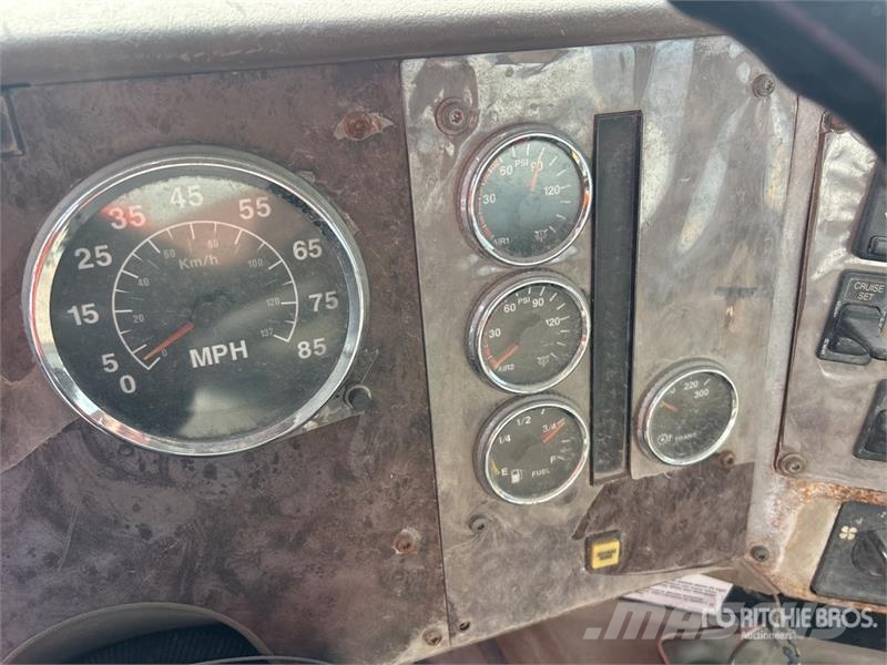 International 5600i Автобетоносмесители