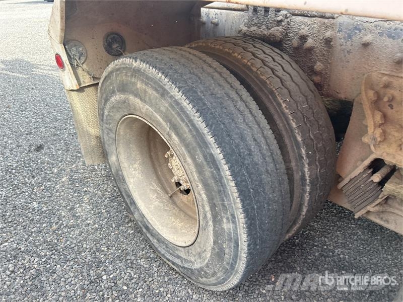 International 5600i Автобетоносмесители