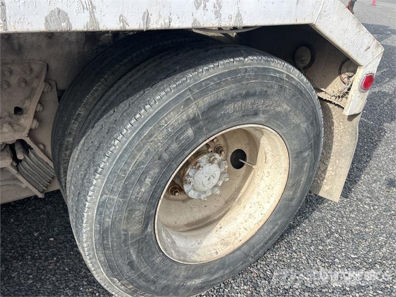 International 5600i Автобетоносмесители