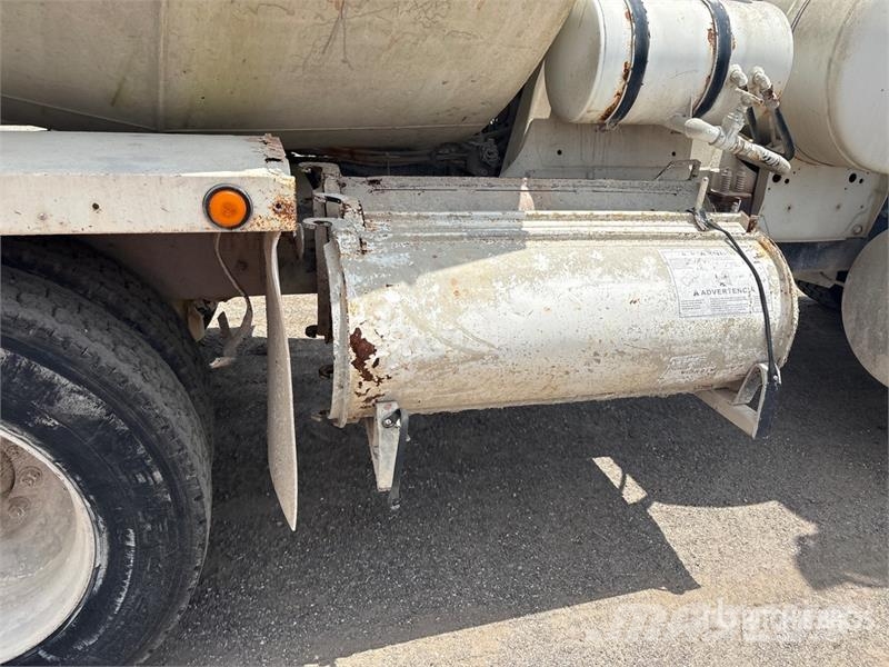 International 5600i Betoniere