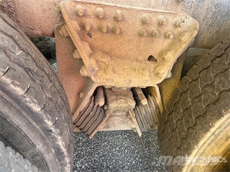 International 5600i Автобетоносмесители